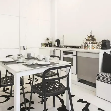 Passarella 4 Apartment *
