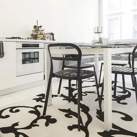 Apartment Passarella 4 *